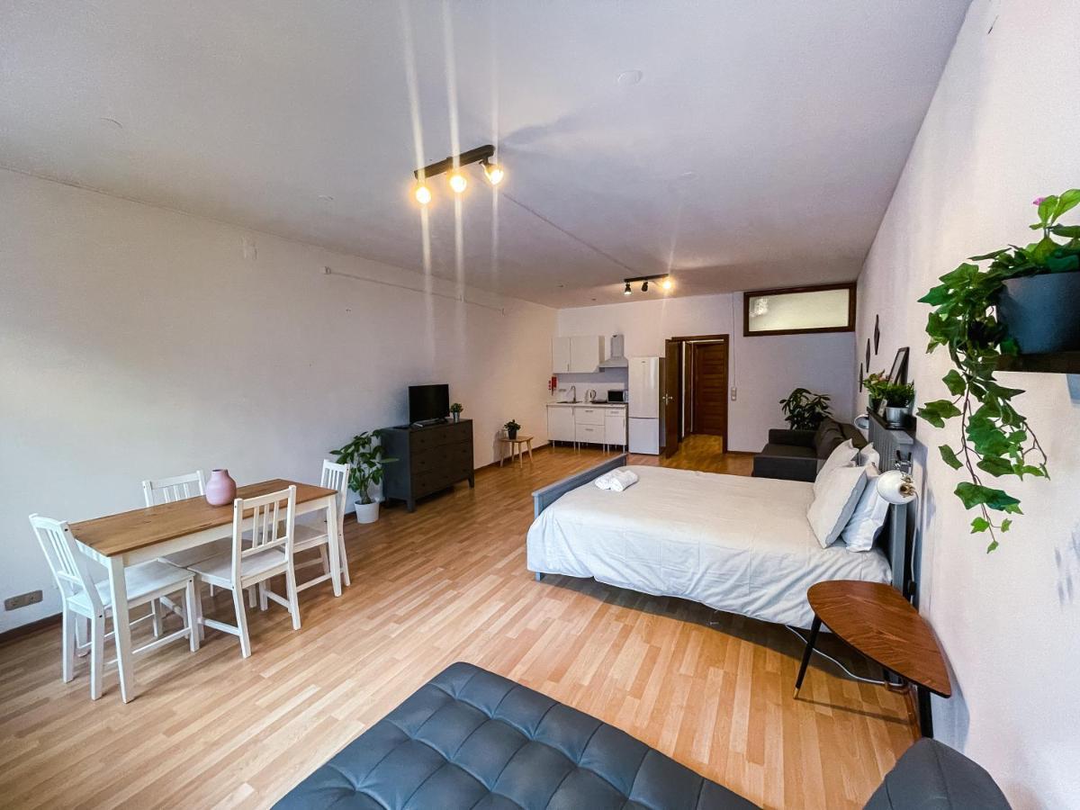 Travel & Live Aliados Apartment Porto Eksteriør billede