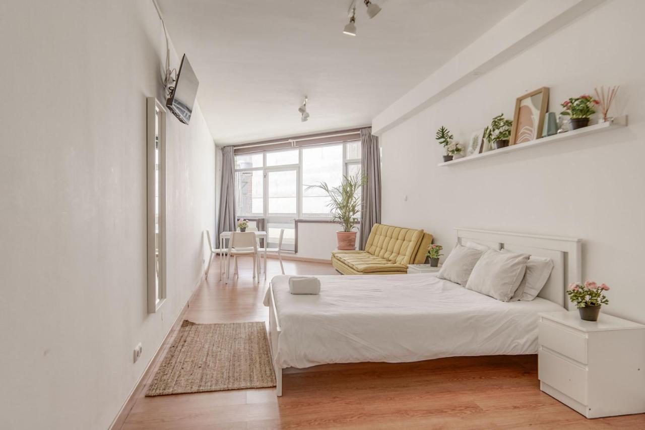 Travel & Live Aliados Apartment Porto Eksteriør billede