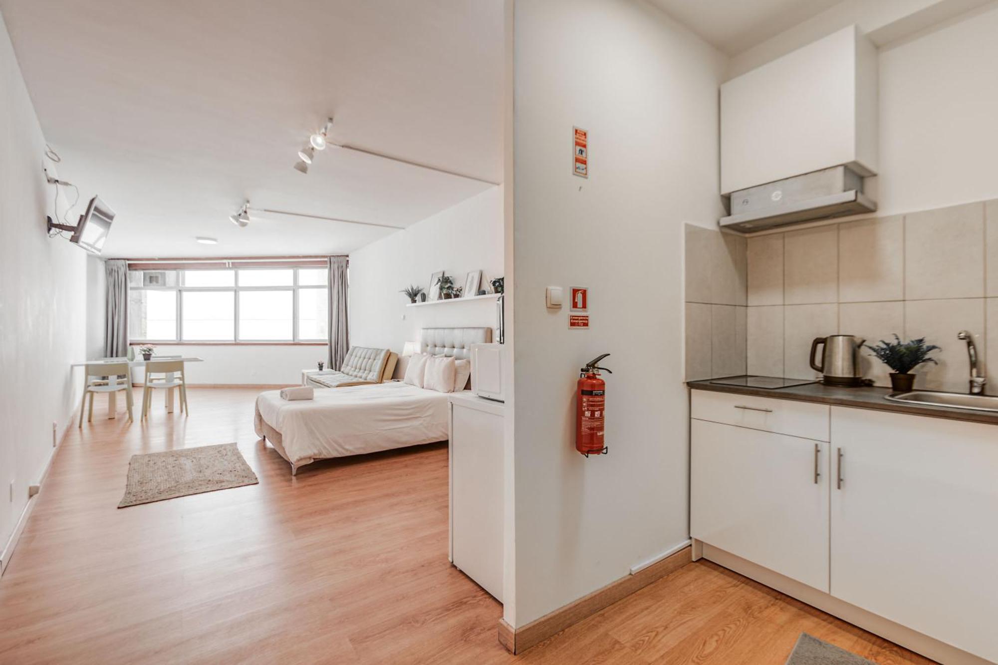 Travel & Live Aliados Apartment Porto Eksteriør billede